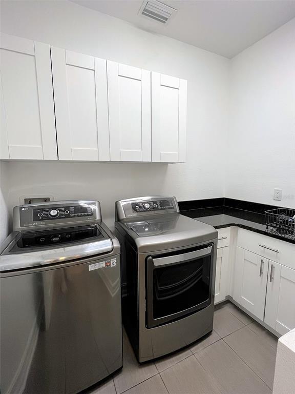 Building Photo - 6921 Interbay Blvd