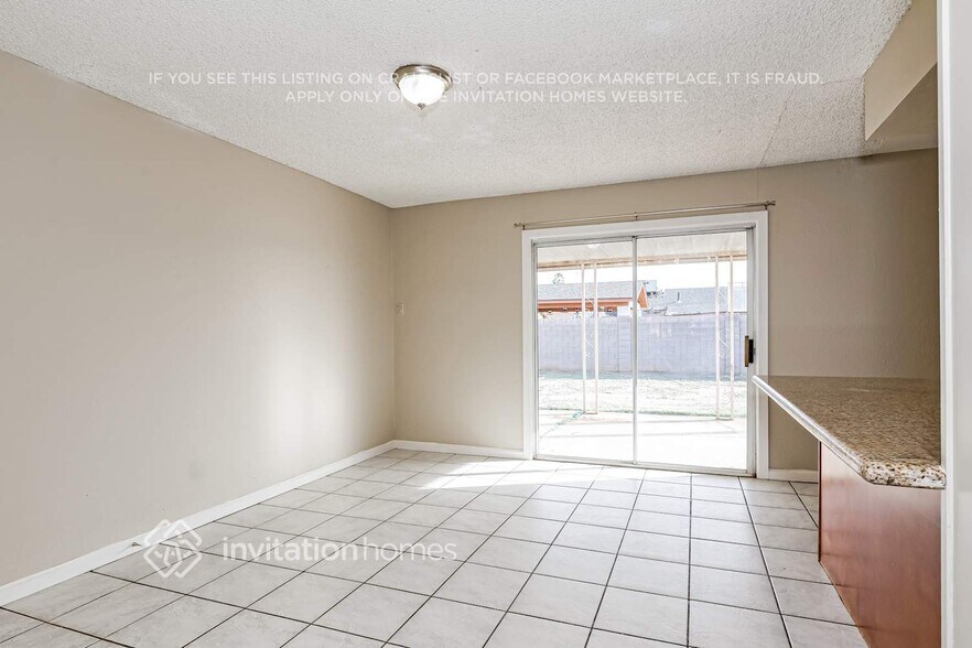 Building Photo - 8233 W Indianola Ave