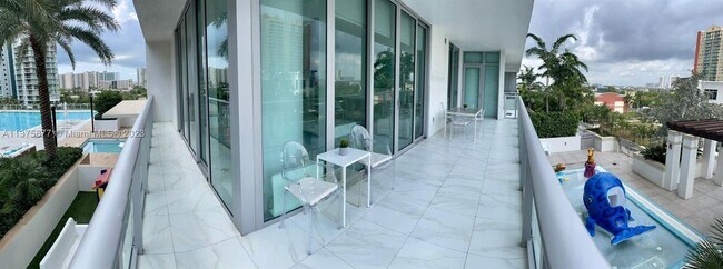 Building Photo - 330 Sunny Isles Blvd