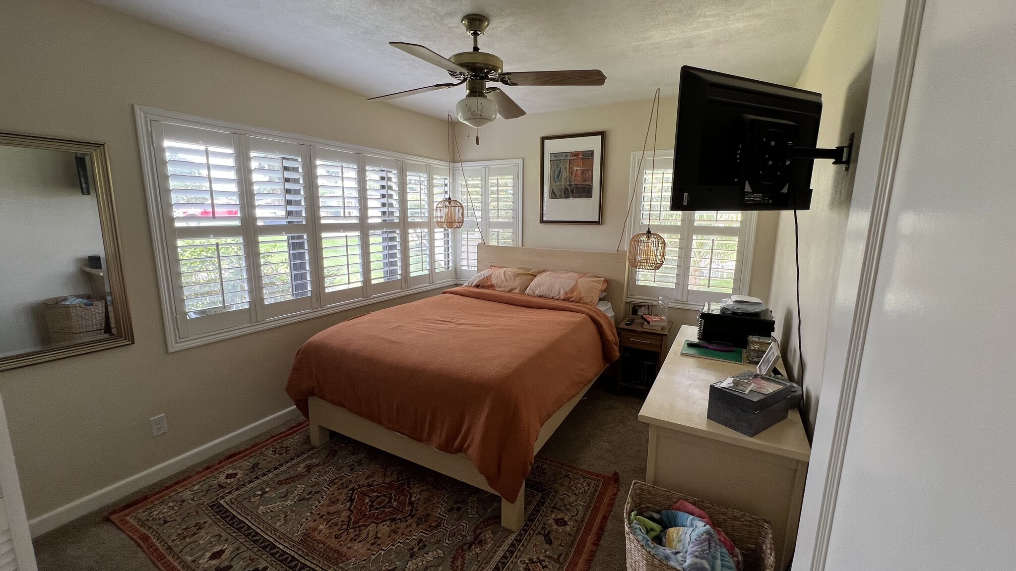 Building Photo - 5702 Cedar Forest Dr S