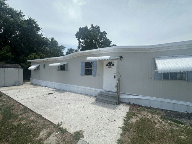 Building Photo - 130 S Suncoast Blvd