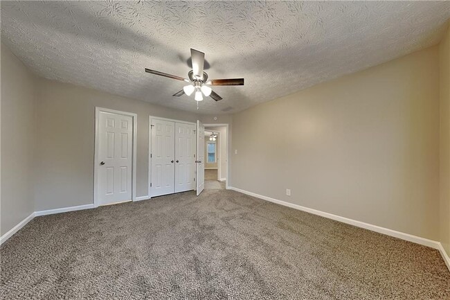 Building Photo - 3720 Ted's Cove