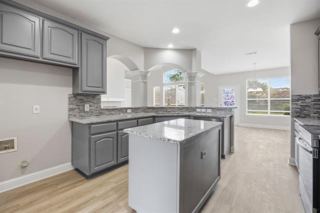 Building Photo - 1904 Meera Ln