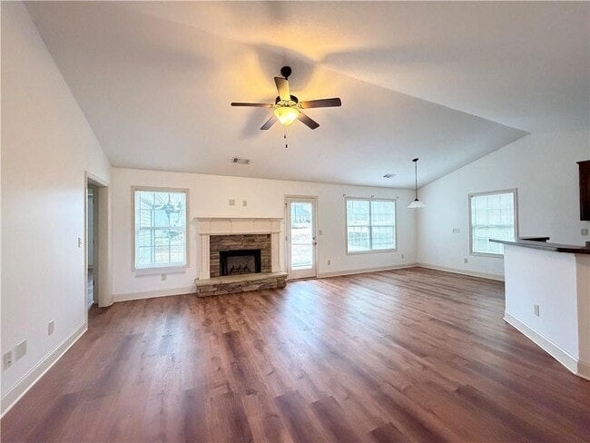 Building Photo - 292 Jameston Dr