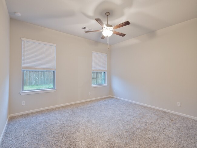 Building Photo - 7918 Pershing Ave