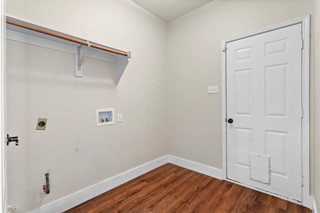 Building Photo - 4017 Strattford Dr