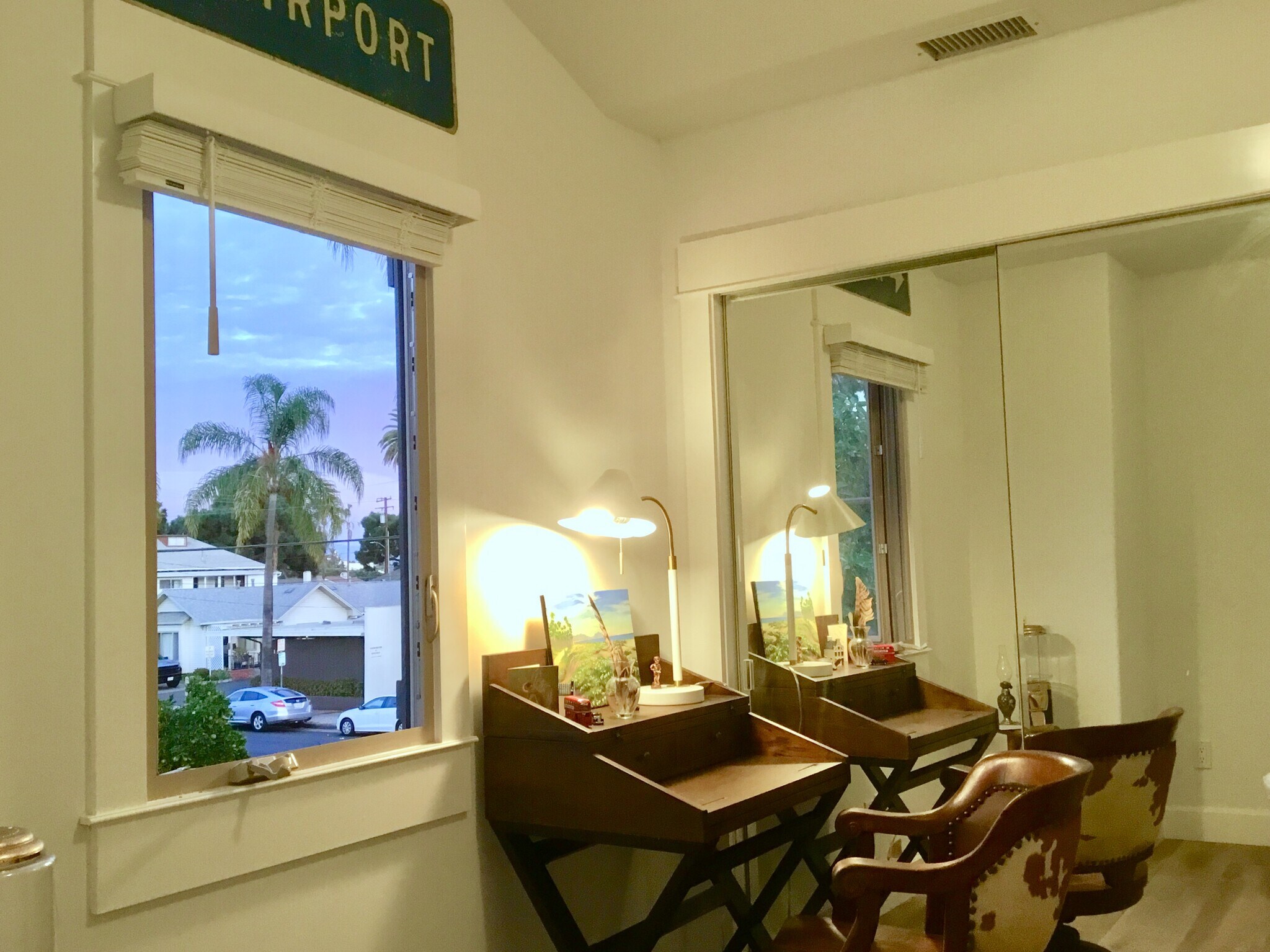 Building Photo - 226 W De La Guerra St