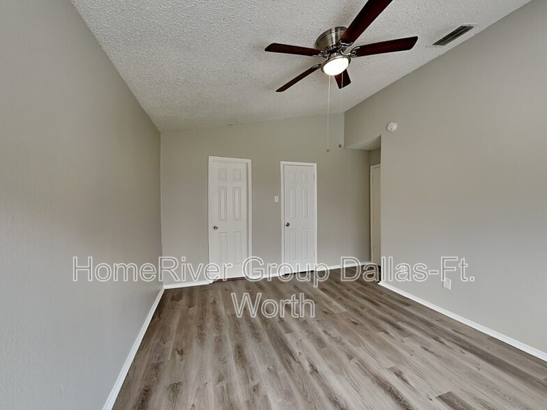 Building Photo - 1725 Lemonwood Cir