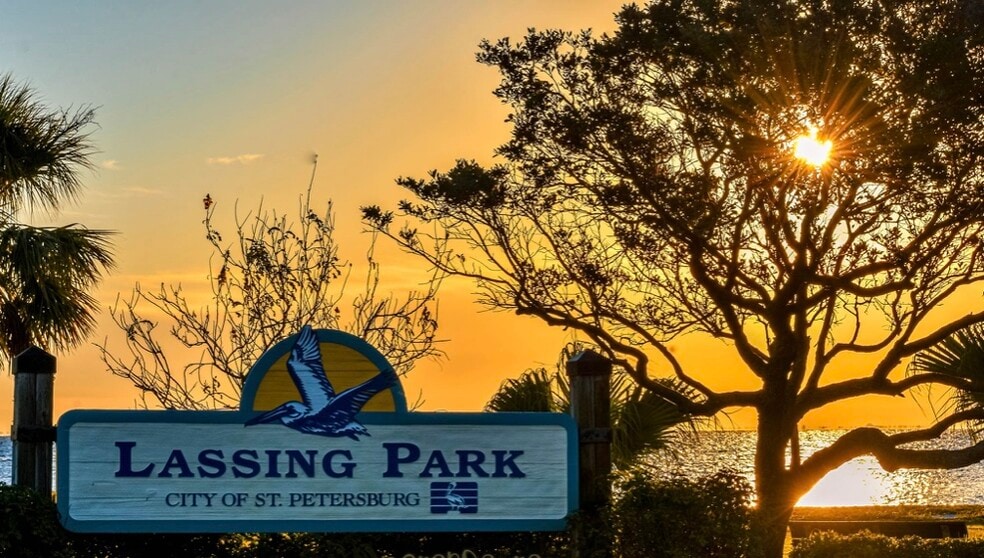 Sunrise in Lassing Park - 124 19th Ave S