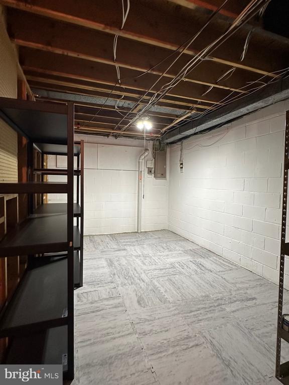 Building Photo - 6707 Grey Fox Dr