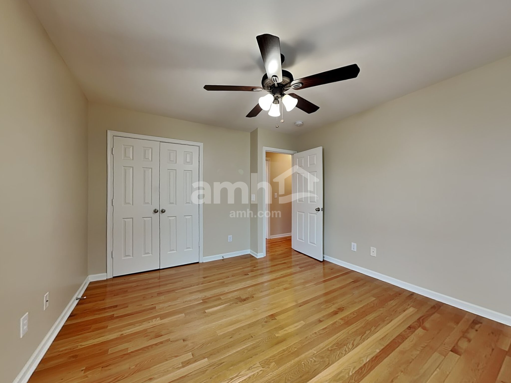 Building Photo - 3915 Red Hill Ct