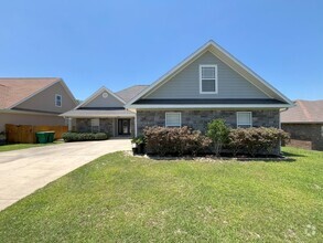 Building Photo - 4589 Hermosa Rd