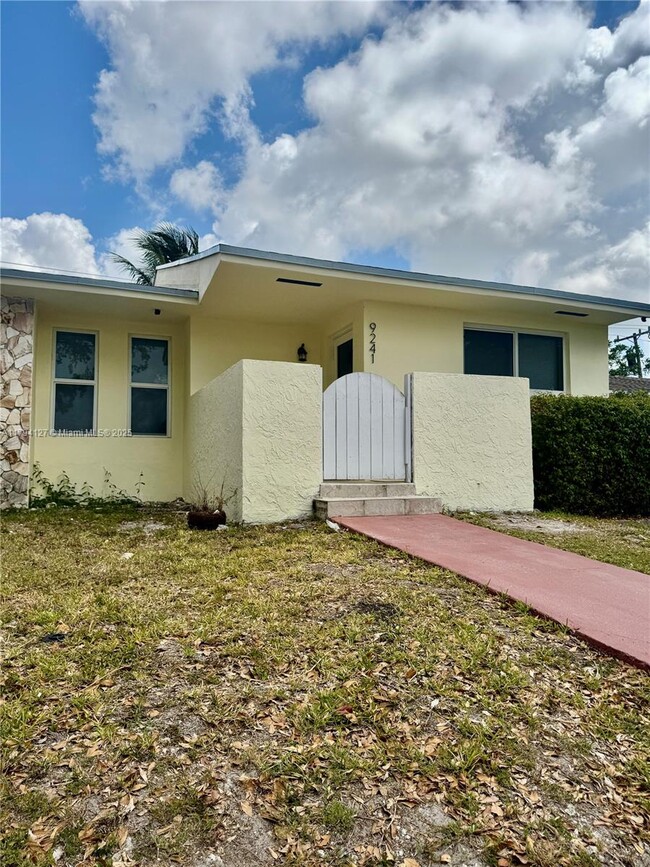 Primary Photo - 9241 SW 204th Terrace
