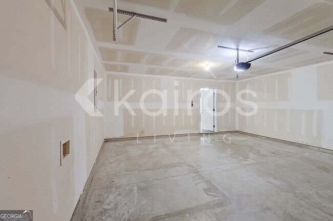 Building Photo - 138 Amber Mill Cir