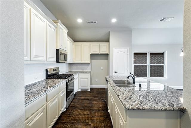 Building Photo - 6026 Priory Dr