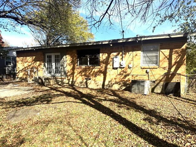 Building Photo - 9849 San Lea Dr