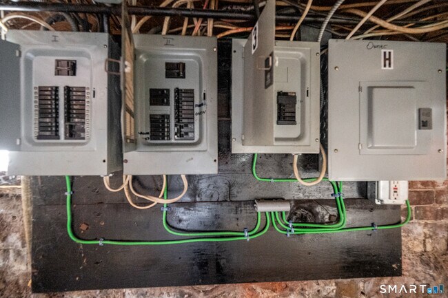 Building Photo - 811 East St