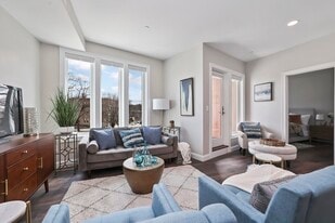 Building Photo - 159 Monroe Rd