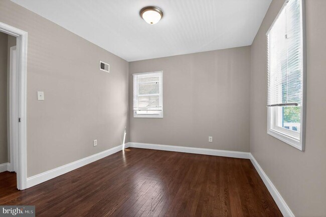 Building Photo - 1819 Anderson Rd