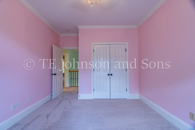 Building Photo - Luxury Living in Lewisville