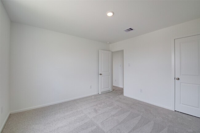 Building Photo - 10915 Tawny Rdg Dr