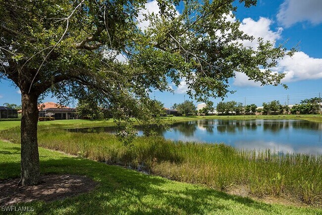 Building Photo - 6101 Dogleg Dr