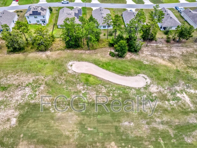 Building Photo - 72 Hickory Crse