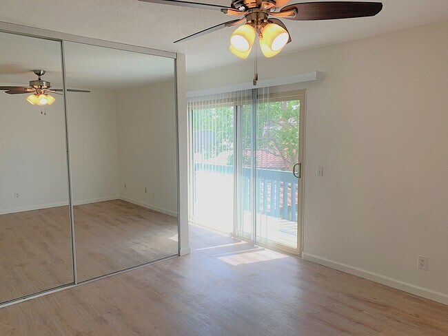 Building Photo - 9836 Snowmass Dr