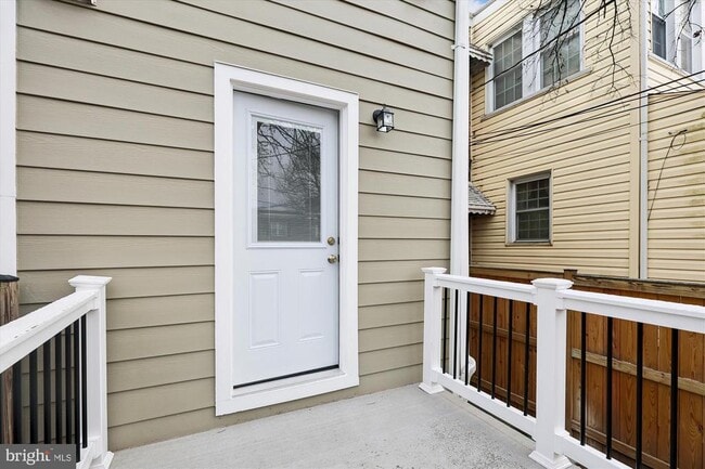 Building Photo - 118 N Peyton St