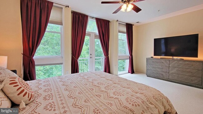 Building Photo - 2010 N Westmoreland St