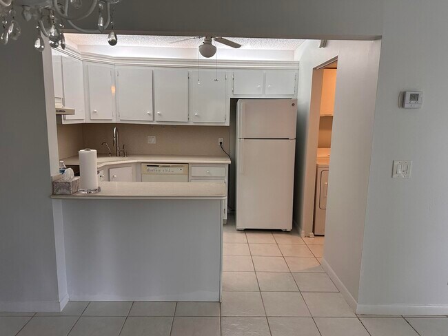 Building Photo - 3561 Tall Pine Way
