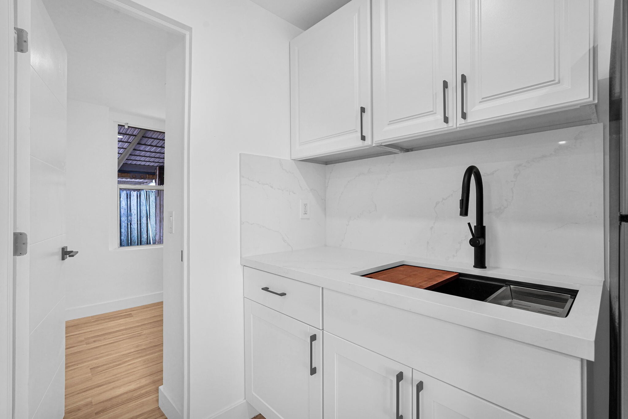 Building Photo - 2419 Coolidge St