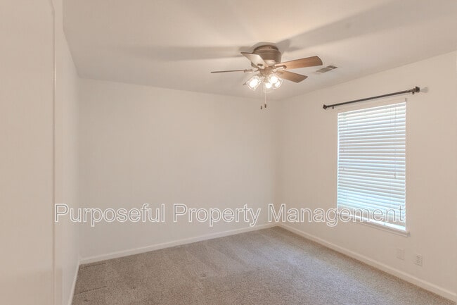 Building Photo - 4002 S 198th E Ave