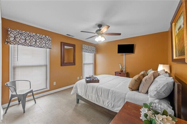 Building Photo - 1061 GA-92