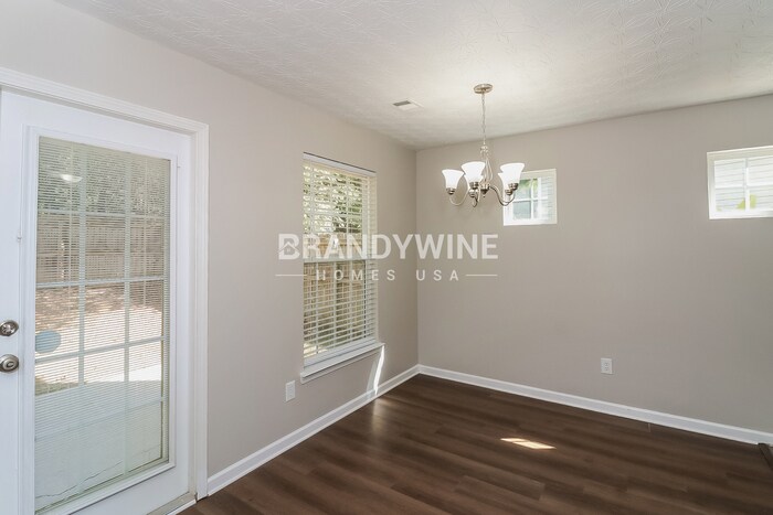 Building Photo - 273 Topaz Dr