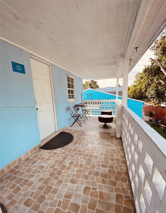 Building Photo - 227 NW 34th St