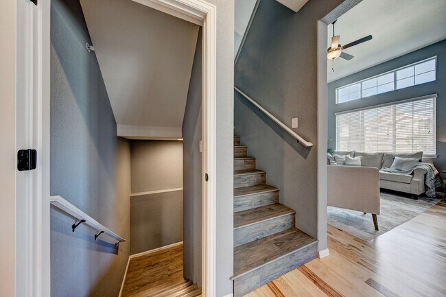 Building Photo - 2963 Denver Dr