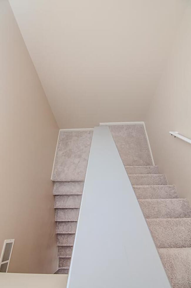 Building Photo - 448 Cherry Orchard Rd