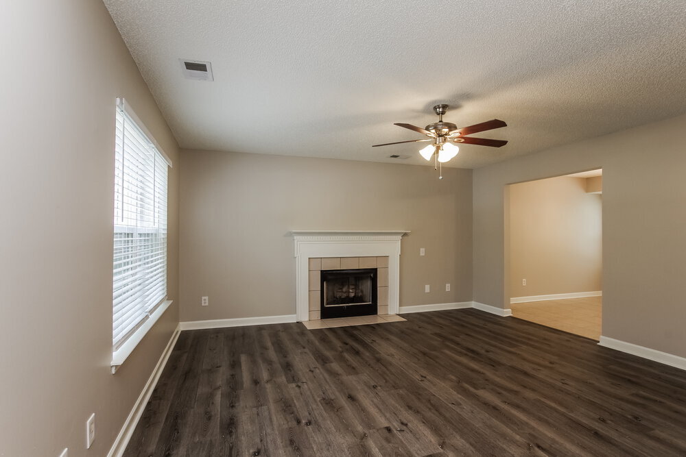 Building Photo - 1833 Cagney St