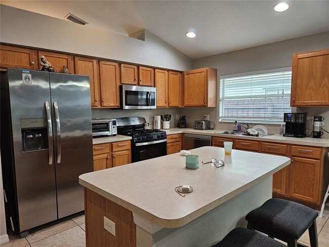 Building Photo - 24415 Summer Wind Ct