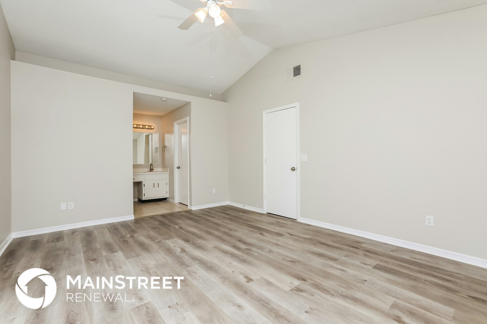 Building Photo - 9303 Daney St