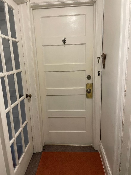 Building Photo - 1330 Virginia St E