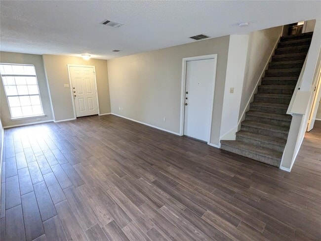 Building Photo - 8608 Dandelion Trail