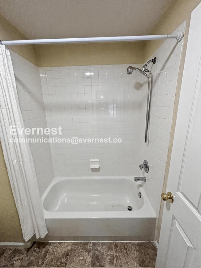 Building Photo - 10158 Autumn Blaze Trail