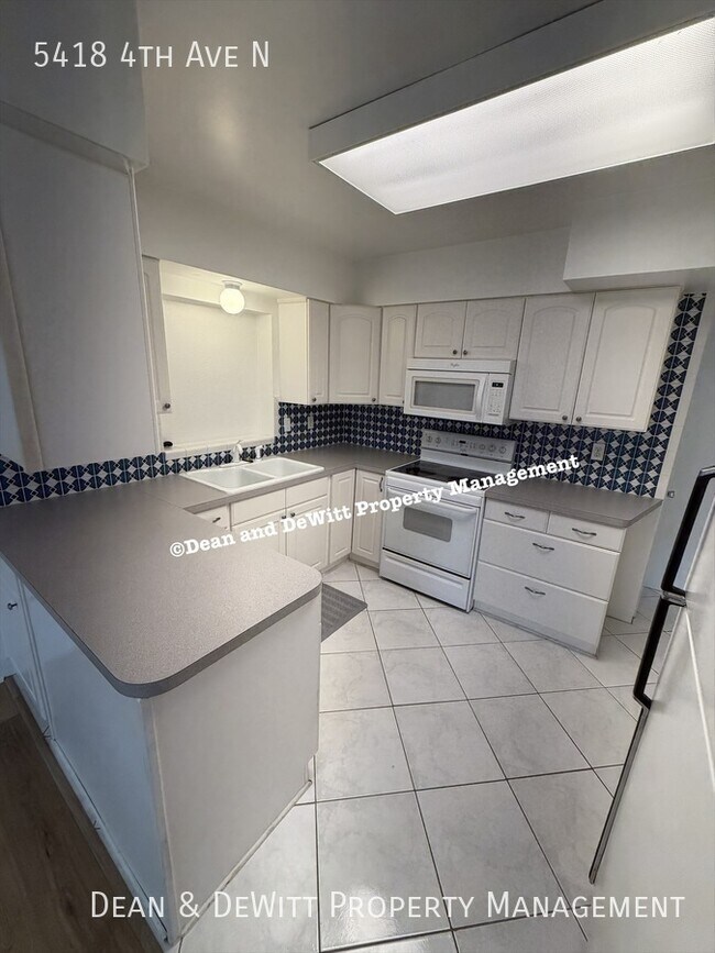 Building Photo - 5418 4th Ave N