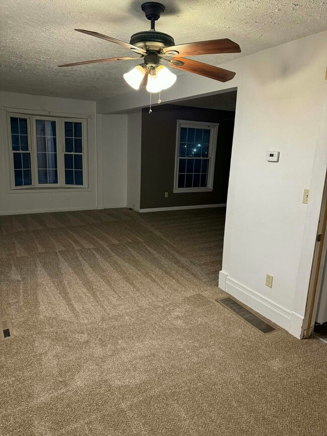 Building Photo - 5155 E Main Street Rd