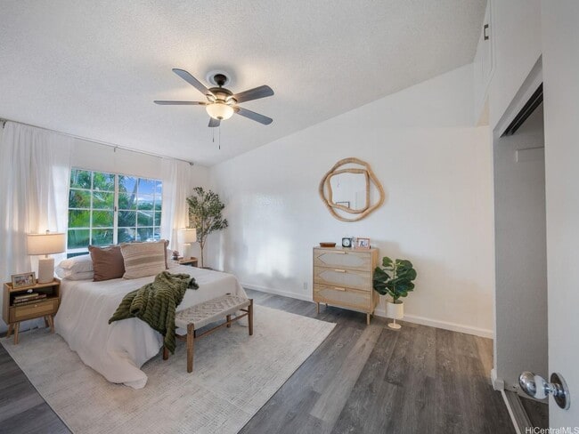 Building Photo - Crosspointe-Upgraded 2 Bedroom, 2 bath, 2 parking stalls