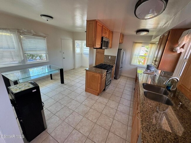 Building Photo - 22319 MacFarlane Dr