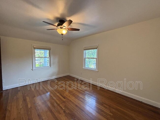 Building Photo - 8710 Maywood Ave