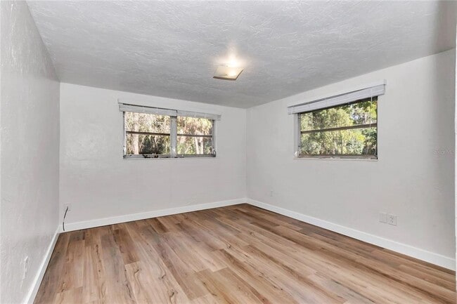 Building Photo - 11440 E Blue Cove Dr